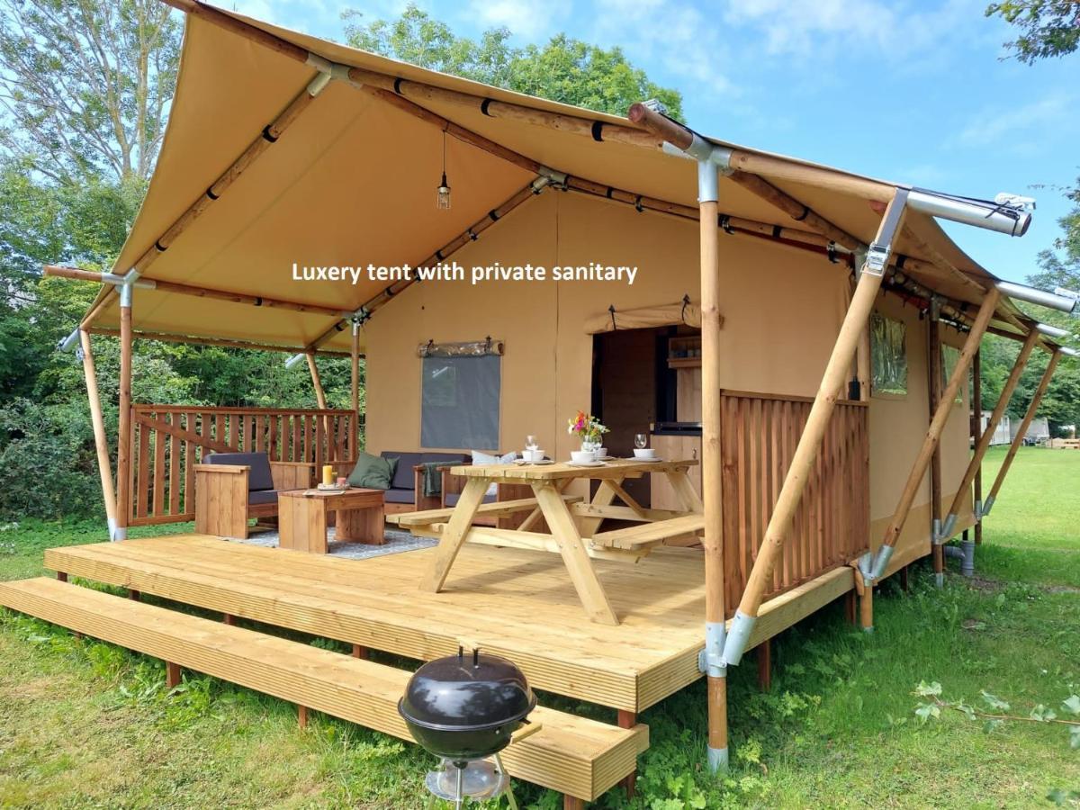Hotel Glamping Essenhof Aagtekerke Esterno foto